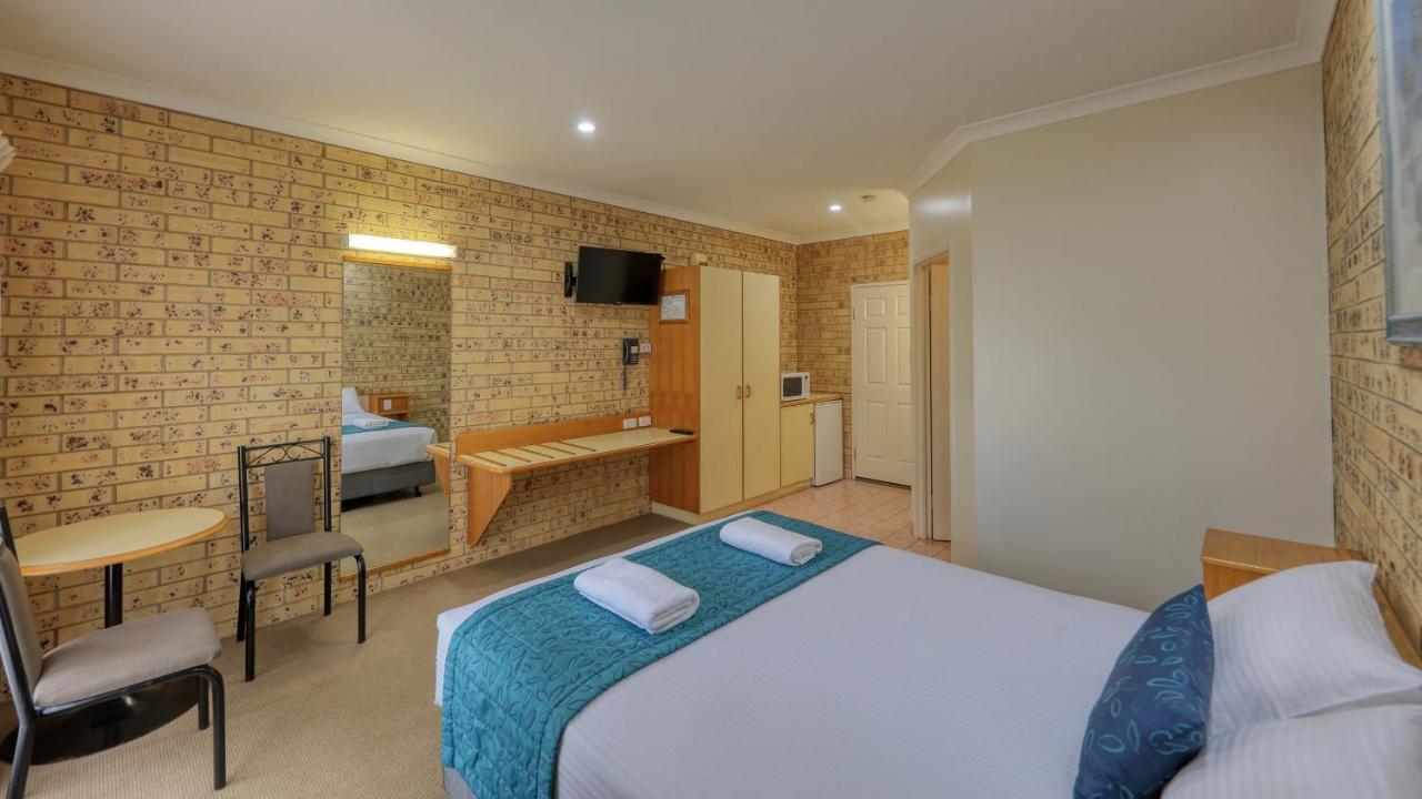Mulga Country Motor Inn Charleville Exterior foto